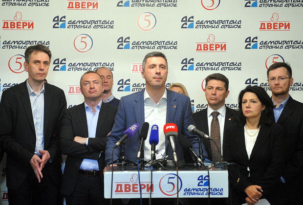 ДСС и Дверима недостаје мање од једног гласа, протести опозиције